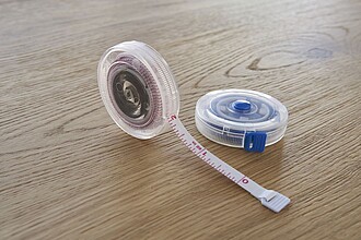 Plastic retractable tape measure Theo