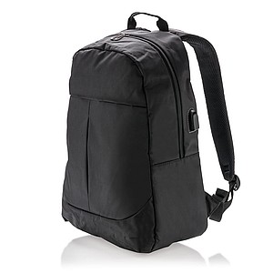 Power USB laptop backpack