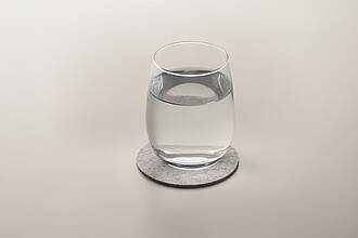 Round coaster in RPET felt