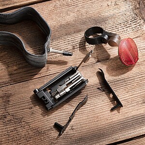 SCHWARZWOLF MERAPI Multifunctional tool for bikers, black