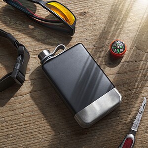 SCHWARZWOLF TAHAT hip flask set