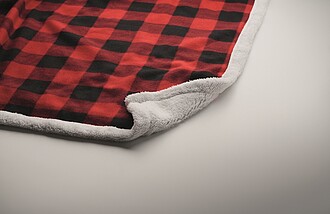 Sherpa lined fleece blanket