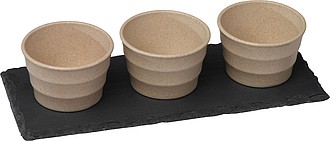 Small bowls set with slate board