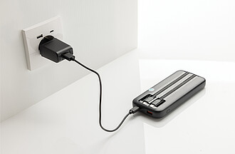 Turbopack RCS rplastic powerbank 10.000 integrated cables, black