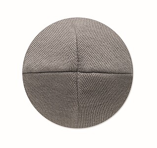 Unisex knitted beanie
