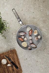 VINGA Alte RCS recycled aluminium fry pan 25 cm, beige