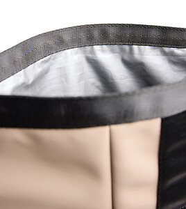 VINGA Baltimore RCS Roll-top cooler bag, beige