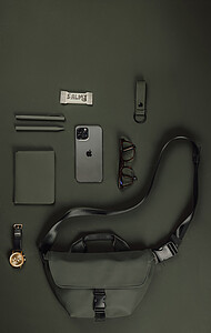 VINGA Baltimore RCS sling bag, green