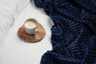 VINGA Branson GRS recycled pet blanket