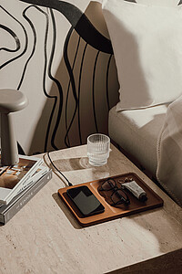 VINGA Timo RCS desk charger and accessory tray, brown